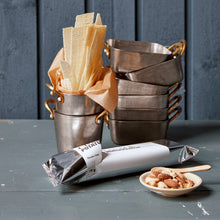 Lade das Bild in den Galerie-Viewer, Nicolas Vahé Crispy Snack "Potato & Horseradish", 75 g