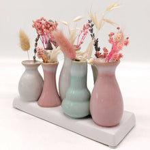 Lade das Bild in den Galerie-Viewer, 7 Mini-Vasen auf Tablett, multicolor