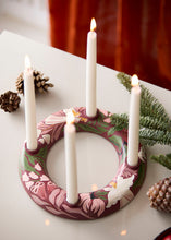 Lade das Bild in den Galerie-Viewer, Bungalow Adventskranz, rot