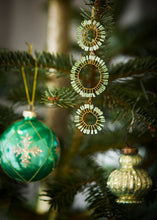 Lade das Bild in den Galerie-Viewer, Bungalow 4er-Set Weihnachtskugeln "Seraphim", grün