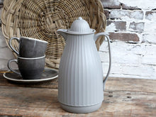 Lade das Bild in den Galerie-Viewer, Chic Antique Thermoskanne, grau