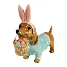 Lade das Bild in den Galerie-Viewer, Deko-Figur "Dackel mit Hasenohren und Eierkorb"