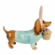 Lade das Bild in den Galerie-Viewer, Deko-Figur "Dackel mit Hasenohren und Eierkorb"