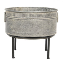 Lade das Bild in den Galerie-Viewer, Pflanzgefäß aus Zink mit Ständer, 35 cm