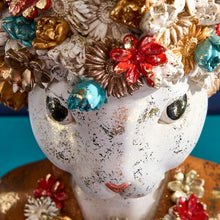 Lade das Bild in den Galerie-Viewer, Hasenbüste "Wanda", 34 cm