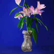 Lade das Bild in den Galerie-Viewer, Donkey Products Vase "Hungry Hippo", 42 cm