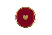 Lade das Bild in den Galerie-Viewer, Pinker Deko-Glasteller aus der Gift Company "Love Plates"-Reihe mit einem goldenen Herz in der Mitte.