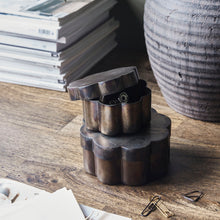 Lade das Bild in den Galerie-Viewer, House Doctor Dose "Floda", 11 cm