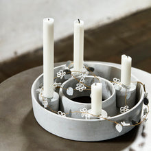 Lade das Bild in den Galerie-Viewer, House Doctor Girlande "Leaf"