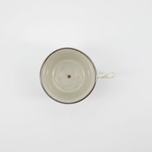 Lade das Bild in den Galerie-Viewer, House Doctor Becher "Starry"