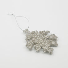 Lade das Bild in den Galerie-Viewer, House Doctor Weihnachtsanhänger "Gliz", silber