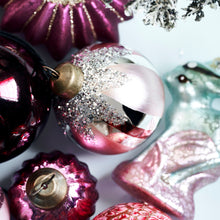 Lade das Bild in den Galerie-Viewer, House Doctor Weihnachtskugel "Star", 6 cm