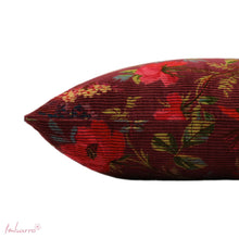 Lade das Bild in den Galerie-Viewer, Imbarro Kissen "Paradise" aubergine, 50 x 50 cm