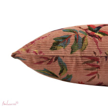 Lade das Bild in den Galerie-Viewer, Imbarro Kissen "Paradise" rosa, 50 x 50 cm