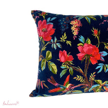 Lade das Bild in den Galerie-Viewer, Imbarro Kissen "Paradise" dunkelblau, 40 x 60 cm