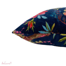 Lade das Bild in den Galerie-Viewer, Imbarro Kissen "Paradise" dunkelblau, 40 x 60 cm