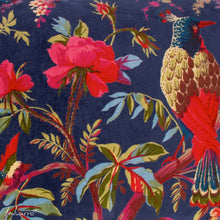 Lade das Bild in den Galerie-Viewer, Imbarro Kissen "Paradise" dunkelblau, 30 x 50 cm