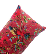 Lade das Bild in den Galerie-Viewer, Imbarro Kissen "Paradise" sangria, 40 x 60 cm