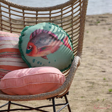 Lade das Bild in den Galerie-Viewer, Imbarro Kissen "Guppy", 45 cm