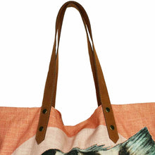 Lade das Bild in den Galerie-Viewer, Detail der Ledergriffe von Imbarro-Tasche "Bassa"