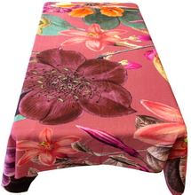 Lade das Bild in den Galerie-Viewer, Imbarro Tischdecke "Feline", 150 x 240 cm