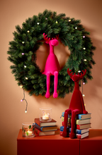 Lade das Bild in den Galerie-Viewer, Kantenhocker Elch 25 cm, pink