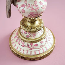 Lade das Bild in den Galerie-Viewer, Kerzenhalter Papagei "Amari", 39.5 cm