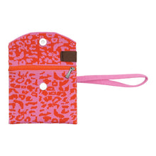 Lade das Bild in den Galerie-Viewer, Portemonnaie "Julia", rosa-oranges Leopardenmuster