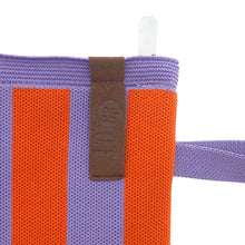 Lade das Bild in den Galerie-Viewer, Tasche "Billie", flieder-orange gestreift