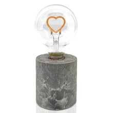Lade das Bild in den Galerie-Viewer, Tischleuchte Lucia "Herz"