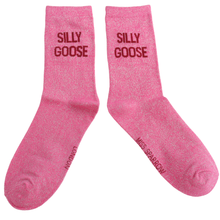 Lade das Bild in den Galerie-Viewer, Ms. Sparrow Glitzer-Socken "Silly Goose"
