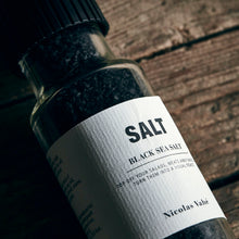 Lade das Bild in den Galerie-Viewer, Nicolas Vahé Salz "Black Sea Salt", 320 g