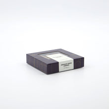 Lade das Bild in den Galerie-Viewer, Nicolas Vahé Lakritzpralinen "Salt Liquorice", 163 g