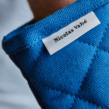 Lade das Bild in den Galerie-Viewer, Nicolas Vahé Ofenhandschuh "Neat"