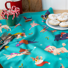 Lade das Bild in den Galerie-Viewer, Küchentuch "Weihnachtshunde"