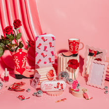 Lade das Bild in den Galerie-Viewer, Sass & Belle Becher "Cowboystiefel", rot/rosa