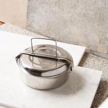 Lade das Bild in den Galerie-Viewer, Nicolas Vahé Lunchbox "Use", ø 16 cm