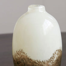 Lade das Bild in den Galerie-Viewer, House Doctor Vase "Earth", 16 cm