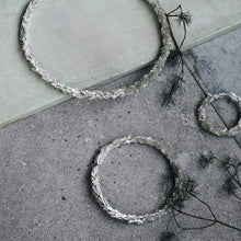 Lade das Bild in den Galerie-Viewer, House Doctor Perlenkranz "Circle", 10 cm