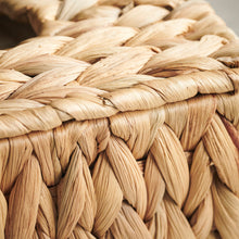 Lade das Bild in den Galerie-Viewer, House Doctor Taschentücherbox "Clean", natur