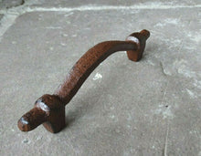 Lade das Bild in den Galerie-Viewer, Griff aus Gusseisen (1), 14.5 cm