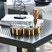 Lade das Bild in den Galerie-Viewer, House Doctor Teelichthalter/Vase "T5", gold