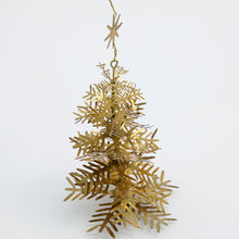Lade das Bild in den Galerie-Viewer, "Lamet" von House Doctor, ein Anhänger in Tannenbaum-Form aus goldfarbenem Messing.