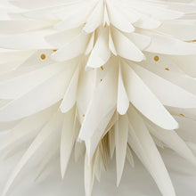 Lade das Bild in den Galerie-Viewer, Detailaufnahme der Papierschichten vom House Doctor Faltstern "Dust"