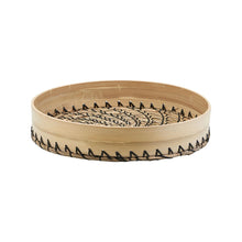 Lade das Bild in den Galerie-Viewer, House Doctor Tablett Acian im Boho-Stil aus geflochtenem Seegras mit Bambusrand.