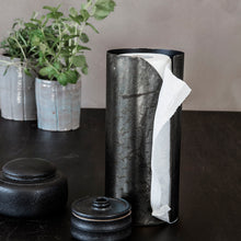 Lade das Bild in den Galerie-Viewer, House Doctor Küchenrollenhalter "Wipe", Eisen