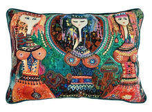 Lade das Bild in den Galerie-Viewer, Imbarro Kissen "Cinderella", 40 x 60 cm