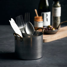 Lade das Bild in den Galerie-Viewer, Organizer "Presentation" von Nicolas Vahé mit Besteck befüllt.