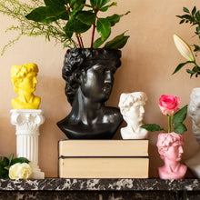 Lade das Bild in den Galerie-Viewer, Vase "David" weiß, 12,5 cm