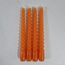 Lade das Bild in den Galerie-Viewer, 4er-Set Spiralkerzen 19 cm, orange